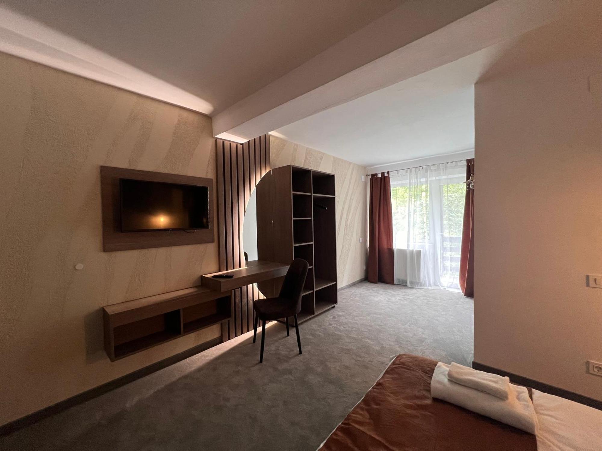Regina Muntilor A Hotel Moeciu De Sus Ngoại thất bức ảnh