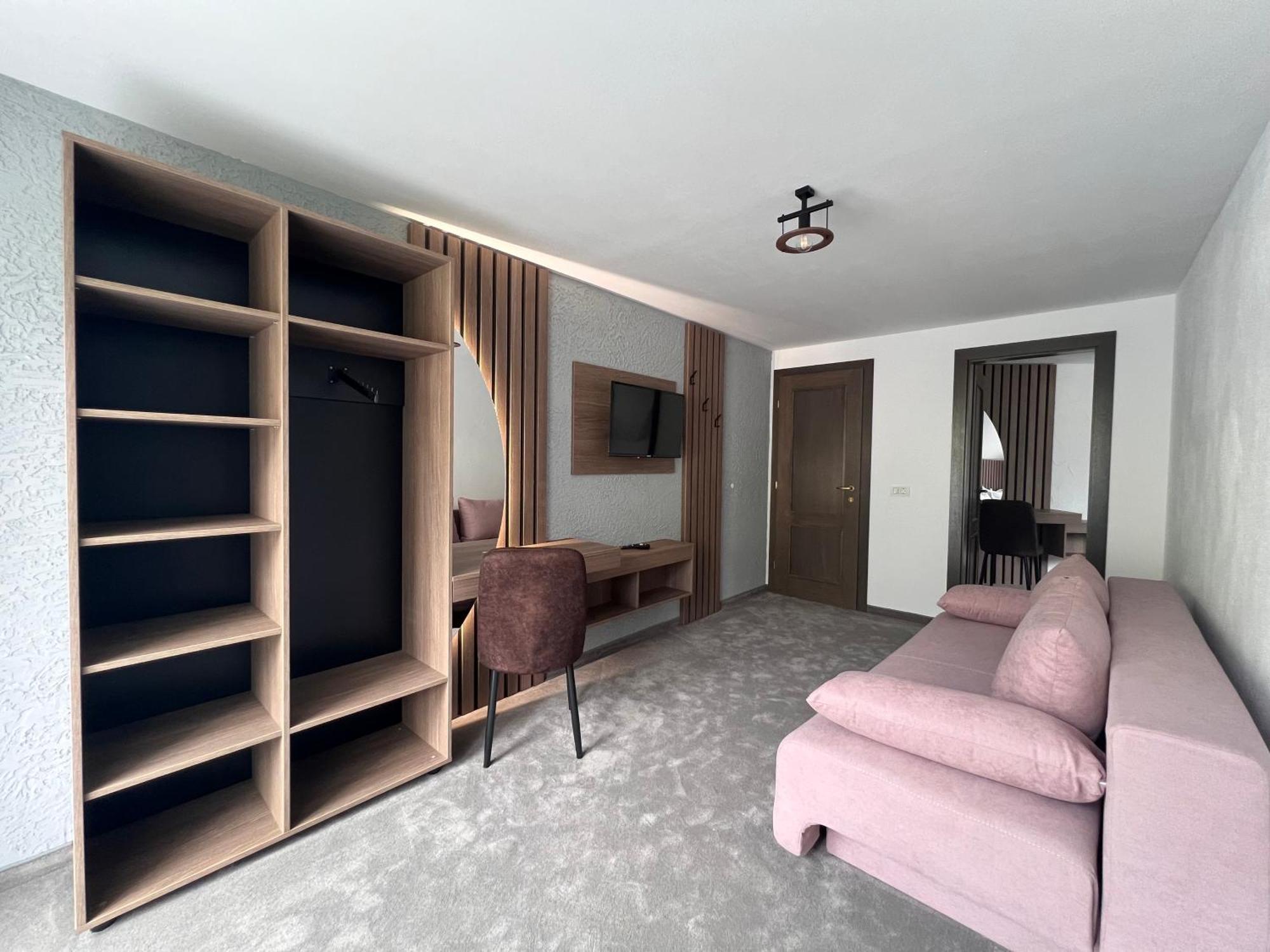Regina Muntilor A Hotel Moeciu De Sus Ngoại thất bức ảnh