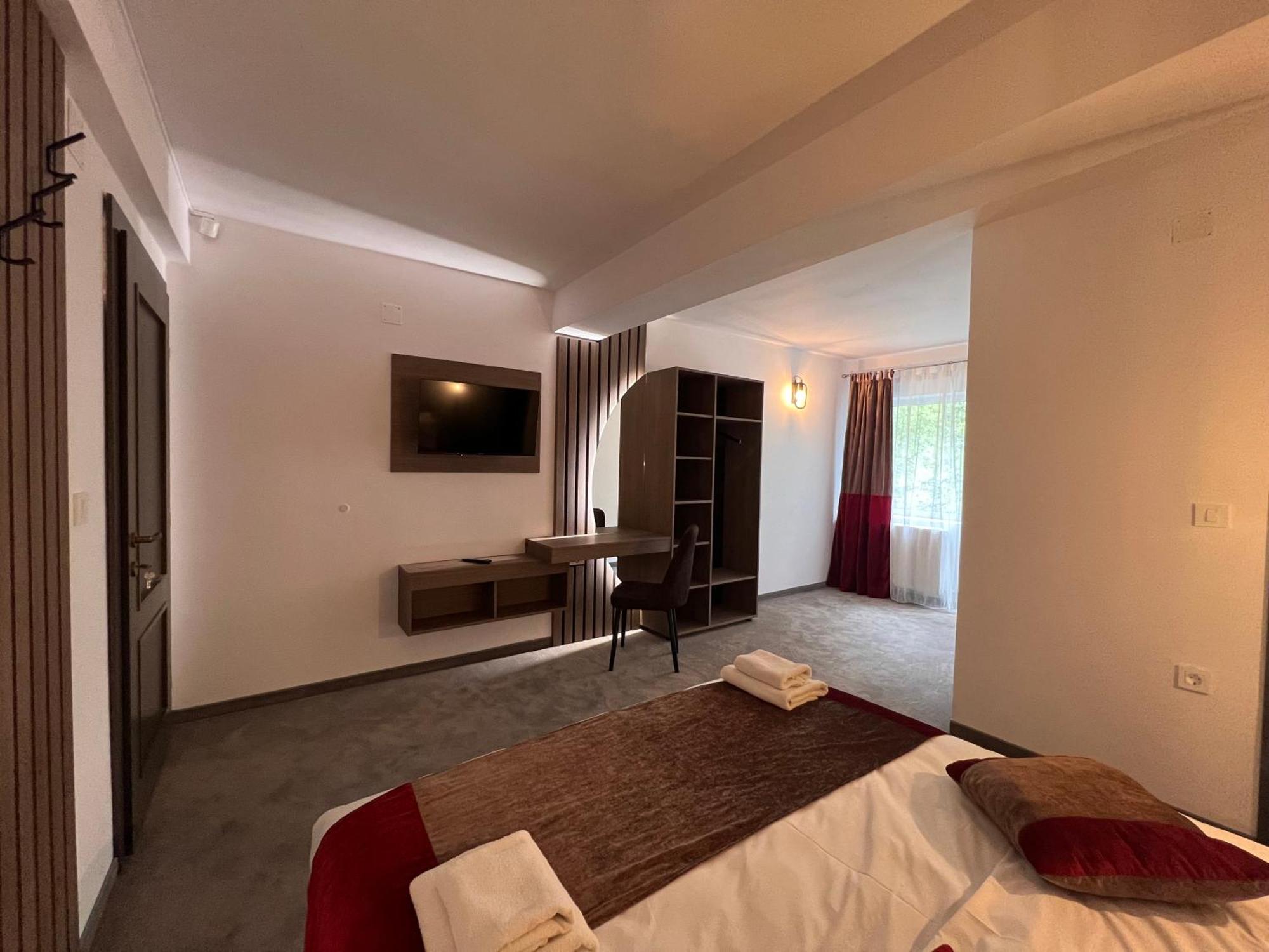 Regina Muntilor A Hotel Moeciu De Sus Ngoại thất bức ảnh